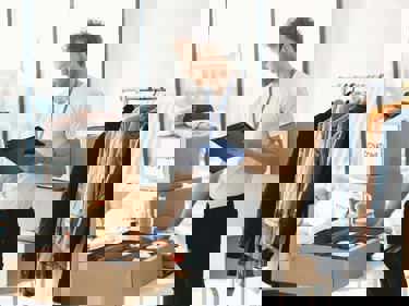 inventory replenishment manager